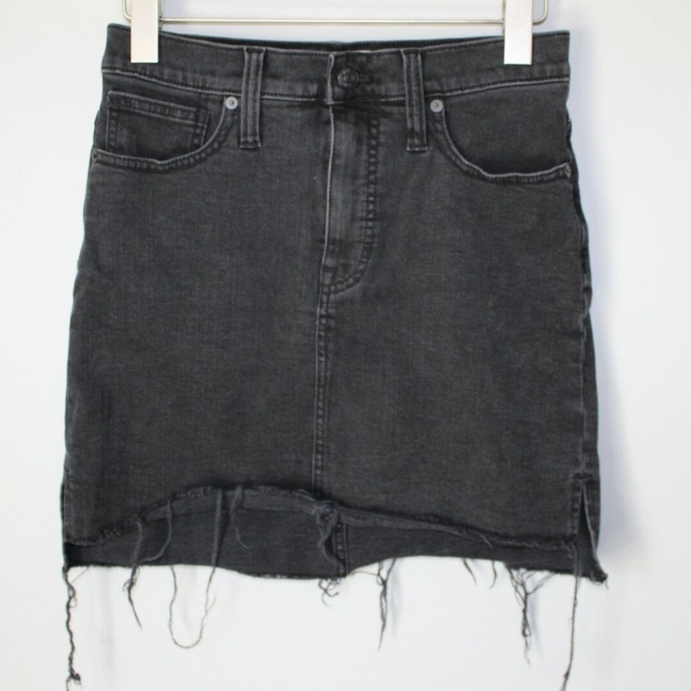 ✨2/$20 Madewell Stretch Denim Mini Skirt HW6337 - Picture 2 of 6